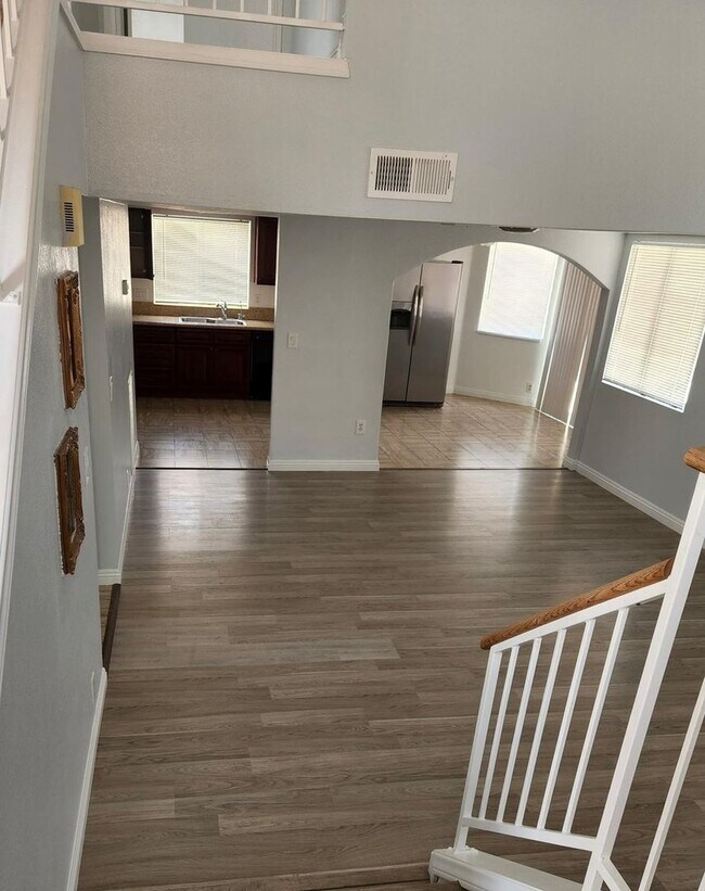 Building Photo - Charming 4BR House in Las Vegas