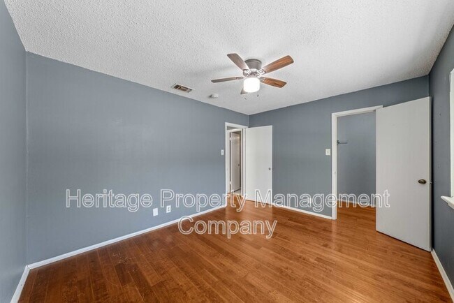 Building Photo - 7015 Forest Pine St