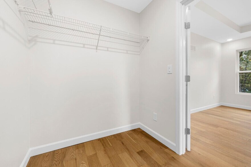 Building Photo - 630 Booneslick Rd