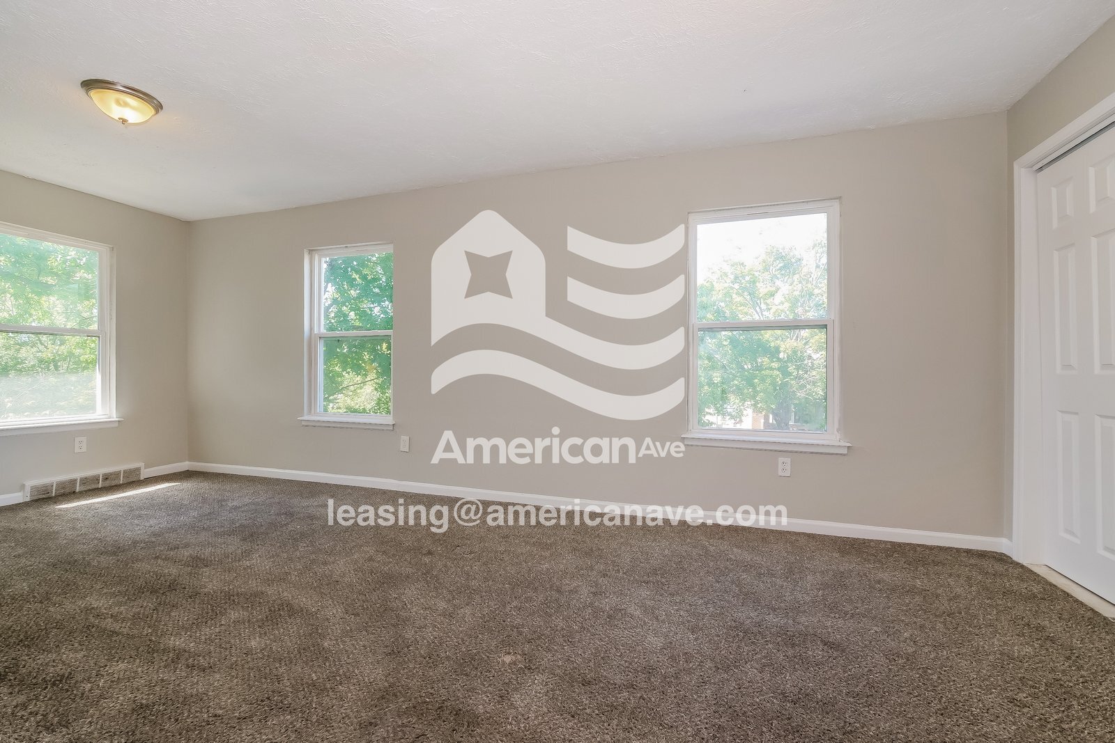 Building Photo - 303 Cypress Ave