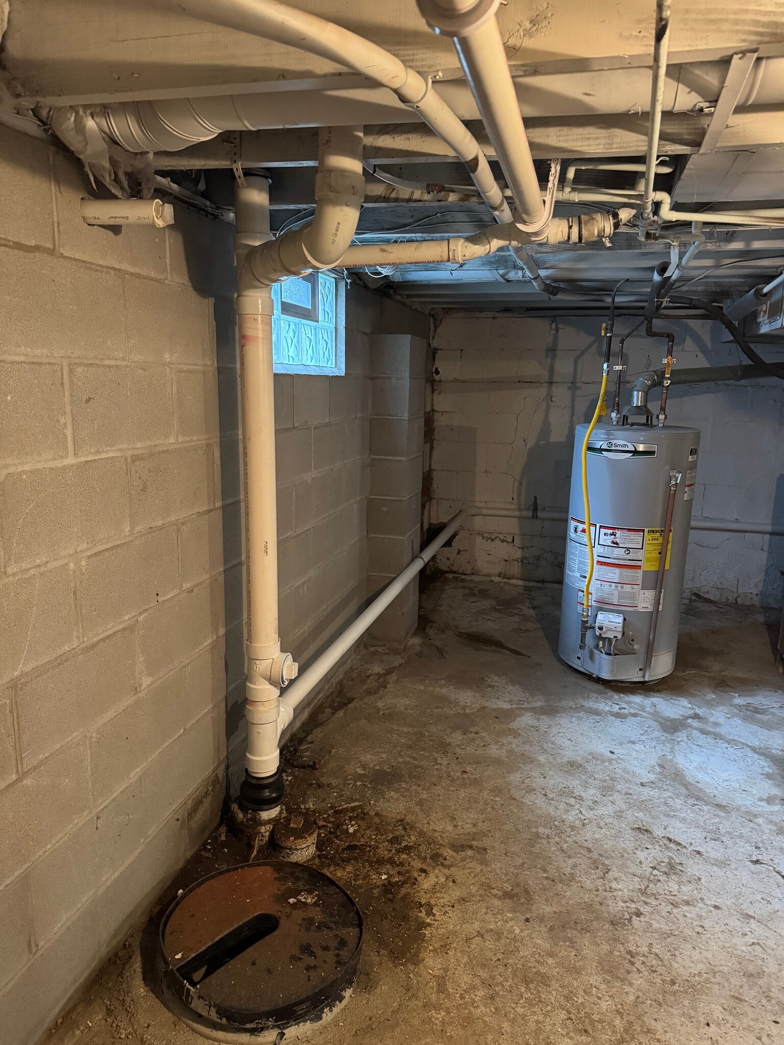 Building Photo - 2121 Cherry Ave