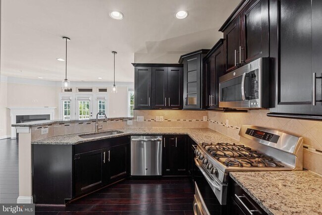 Building Photo - 42612 Hardage Terrace