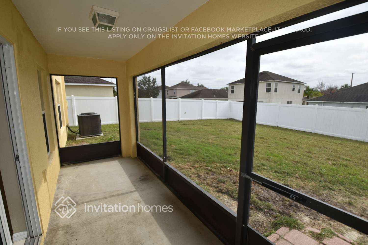 Building Photo - 10613 Shady Preserve Dr