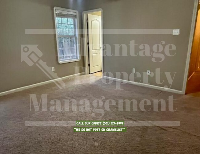 Building Photo - 50 Whispering Wind Cir