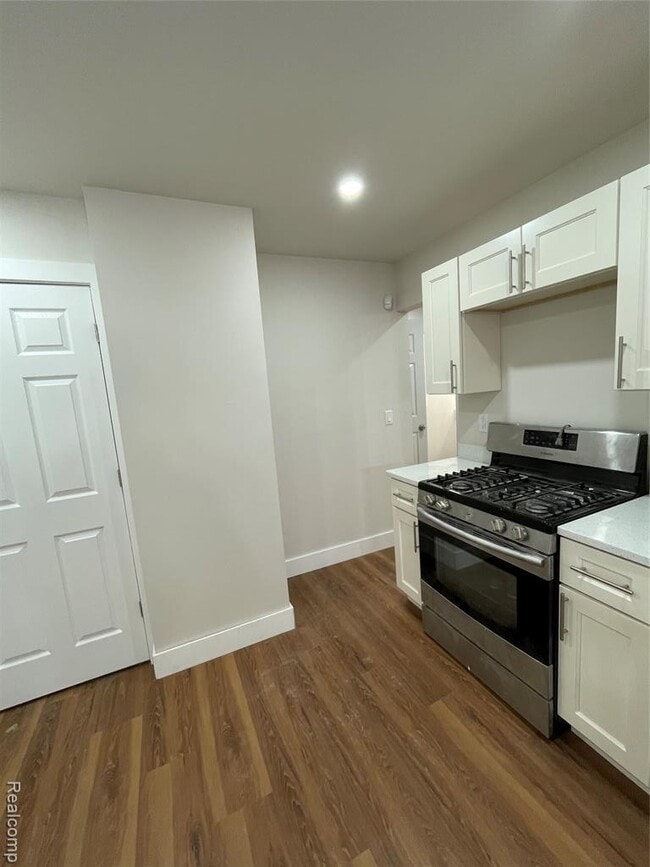 Building Photo - 8634 Patton St