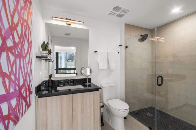 Building Photo - 225 N Miami Ave