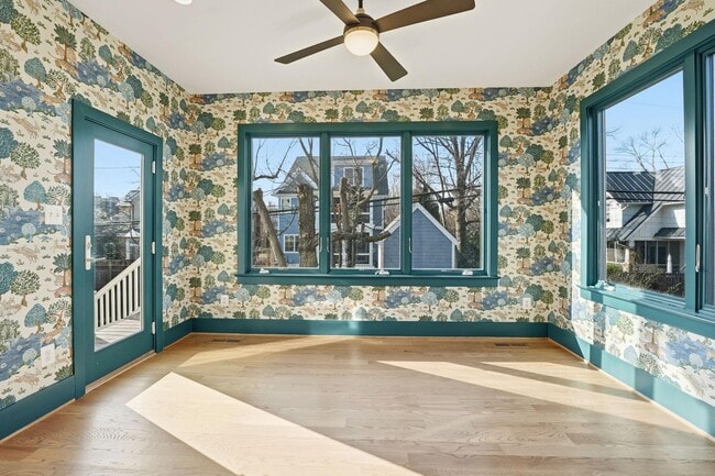 Building Photo - 1618 N Danville St