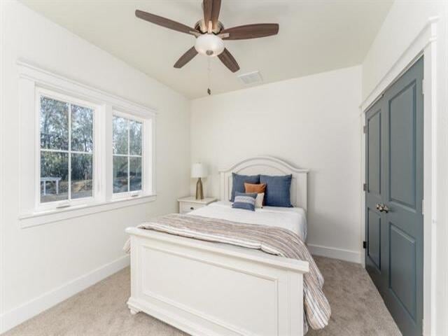 Building Photo - 419 Glenview Dr