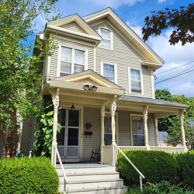 Building Photo - 21 Vine St