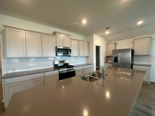 Building Photo - 328 Golden Grove Pkwy