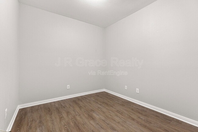 Building Photo - 10217 Hyacinth Ln