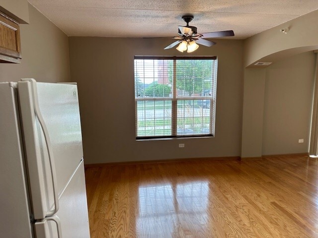 Building Photo - 16620 Liberty Cir