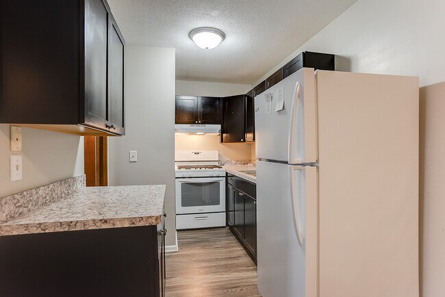 Building Photo - Eat Street Apartments