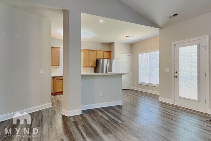 Building Photo - 2845 Atwood Rd