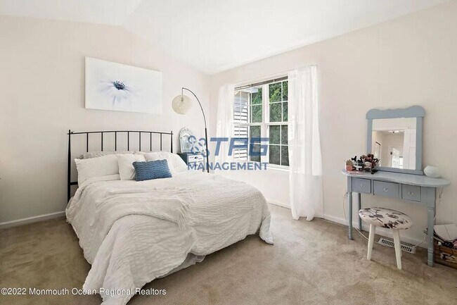 Building Photo - 109 Sandpiper Ln