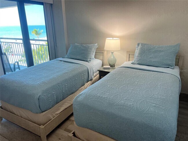 Building Photo - 1001 Point of Rocks Rd