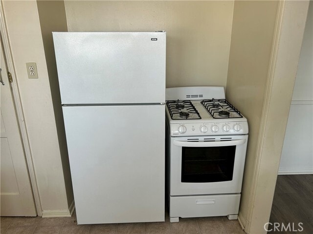 Building Photo - 1365 Masselin Ave