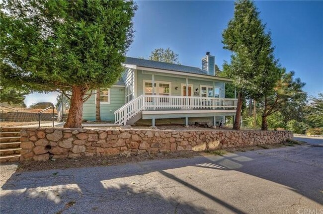 Building Photo - 1165 Saturn Way