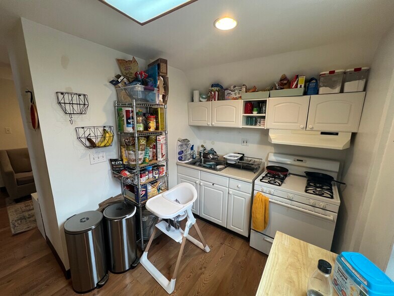 Building Photo - 7 Jay St