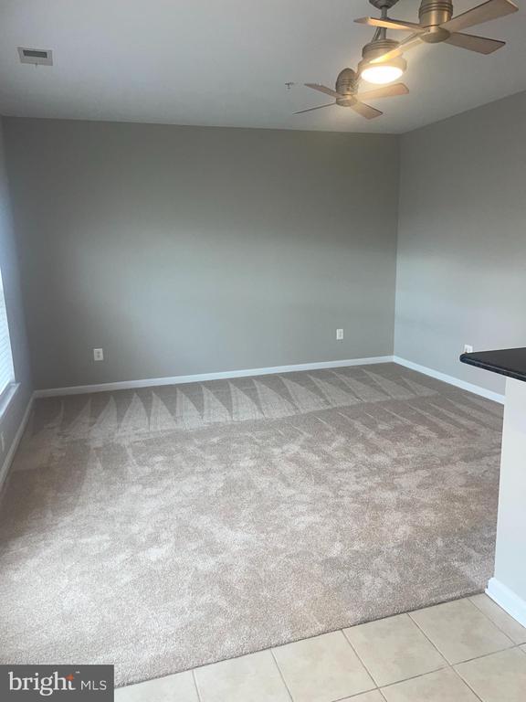 Building Photo - 1811b Wheyfield Dr