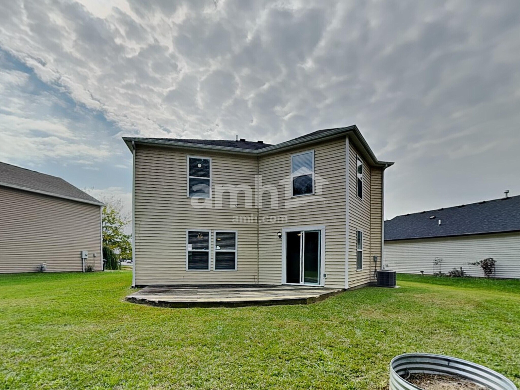 Building Photo - 1373 Bluestem Dr
