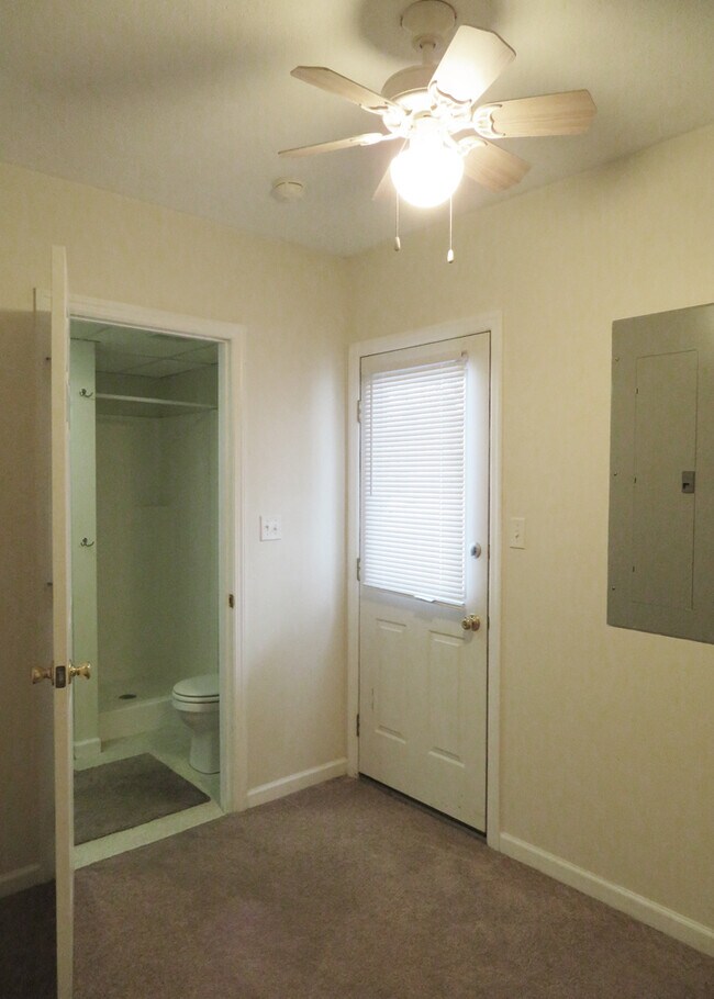 Lower-Level Office/BR #3 - 14 Silver View Ct