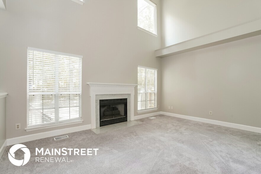Building Photo - 1011 Nighthawk Ln