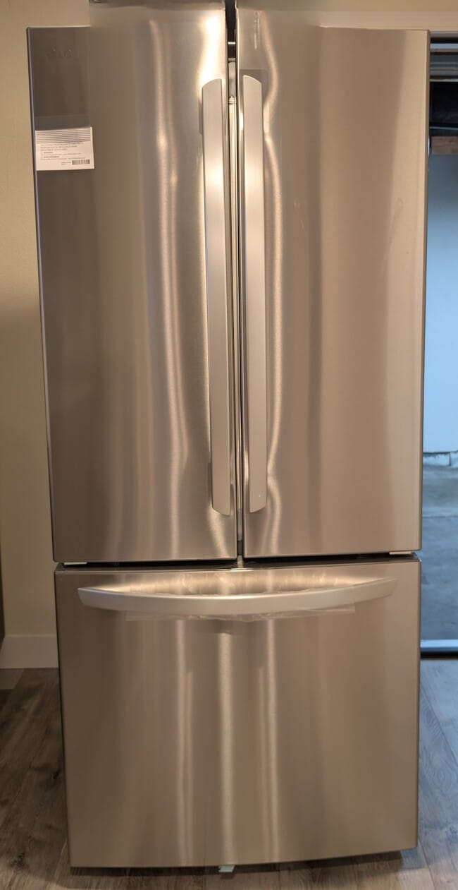 Building Photo - 803 E 89th St