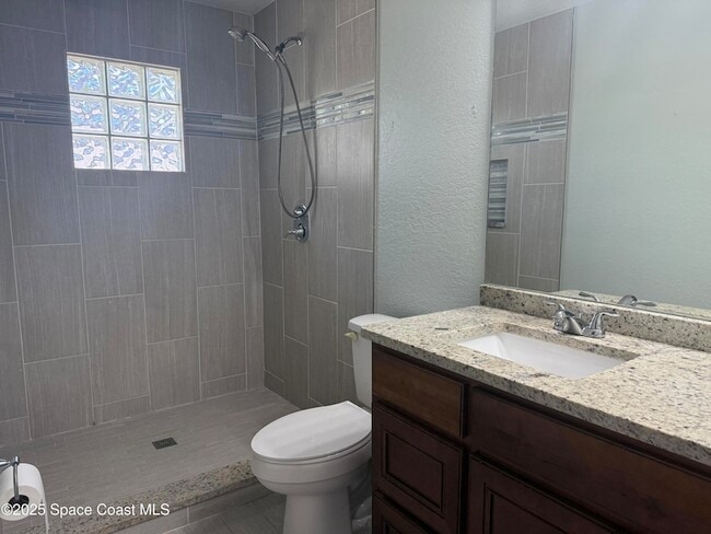 Building Photo - 189 Ocean Breeze Cir