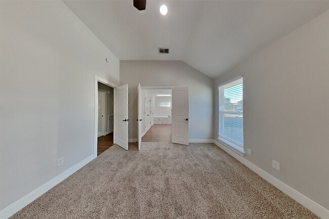 Building Photo - 1190 Red Rock Canyon Dr