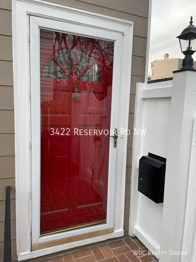 Building Photo - 3422 Reservoir Rd NW