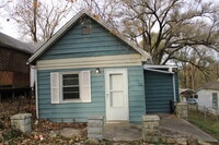 Building Photo - 314 S 10th St