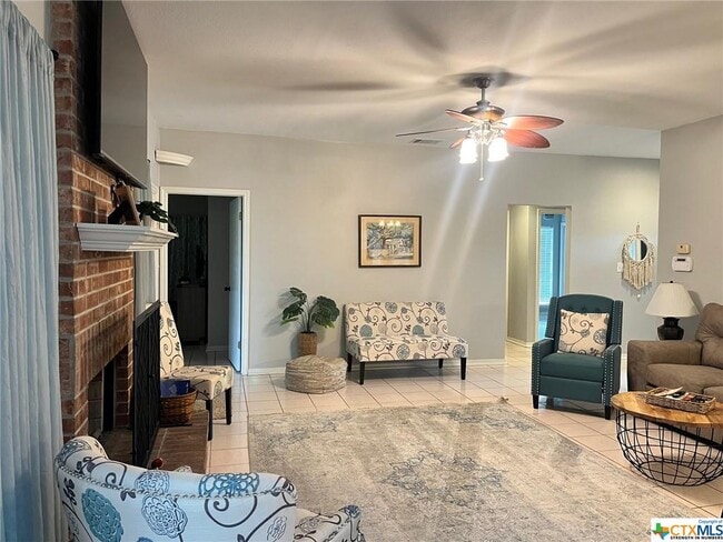 Building Photo - 103 Sunrise Ct