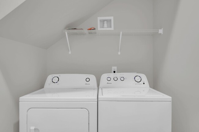 Building Photo - 246 Arnette Dr