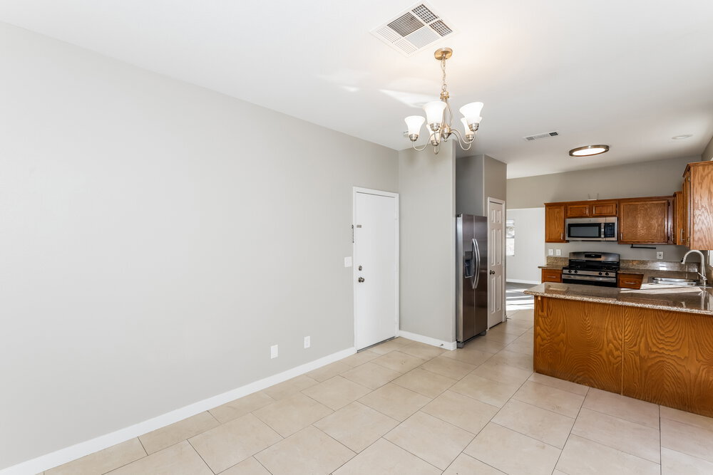 Building Photo - 2181 Hearts Club Dr