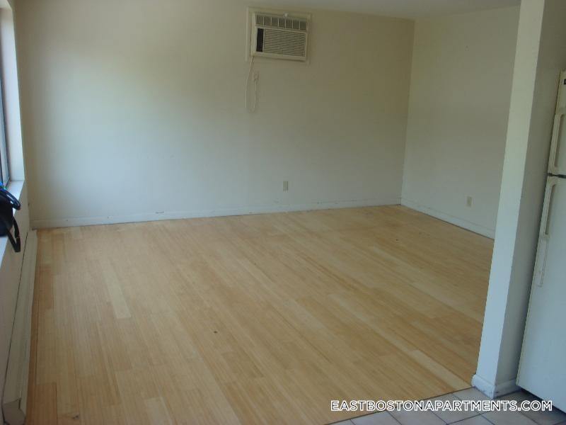 Building Photo - 126 Marginal St