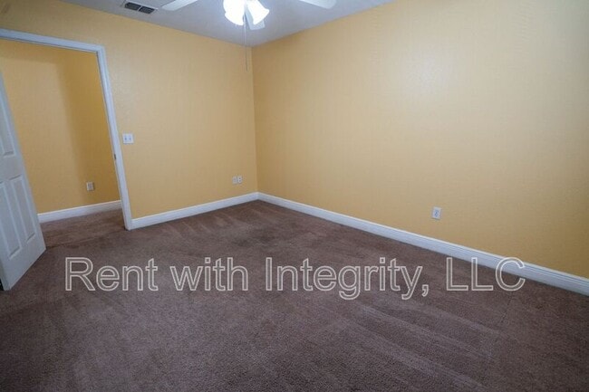 Building Photo - 3314 Sawtooth Dr