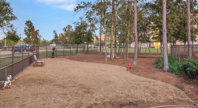 Building Photo - 13920 Mandolin Dr