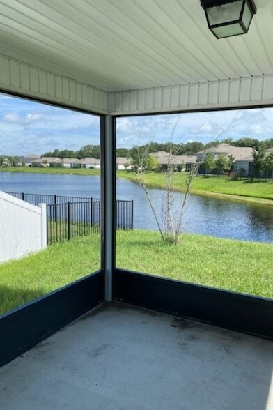 Building Photo - 295 Green Turtle Ln