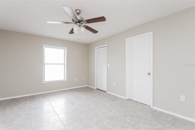 Building Photo - 604 Basingstoke Ct