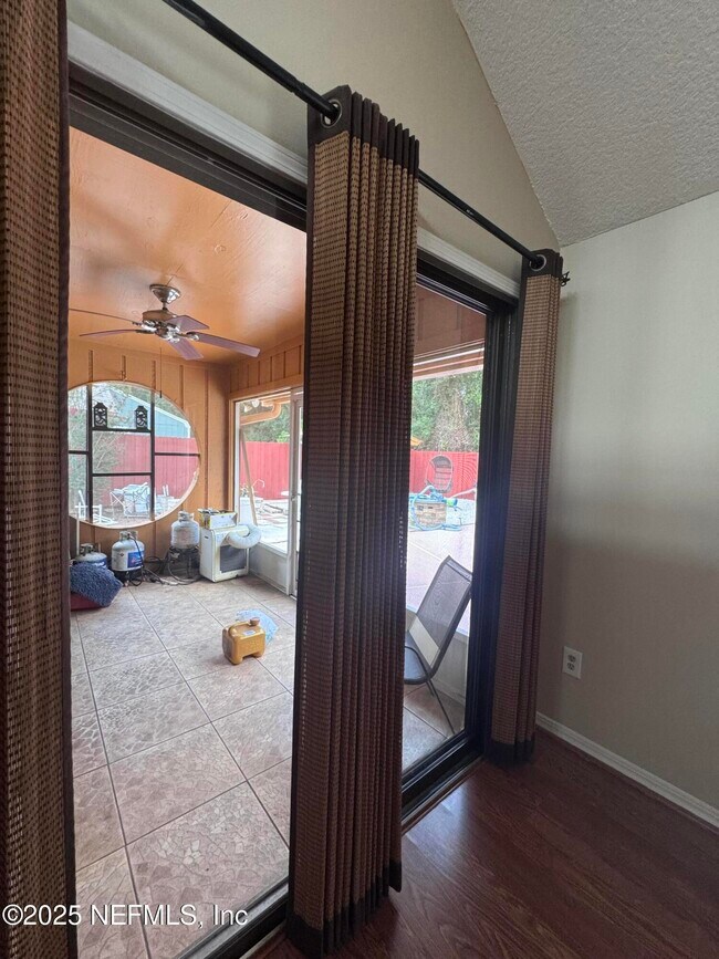 Building Photo - 8179 Crosswind Rd