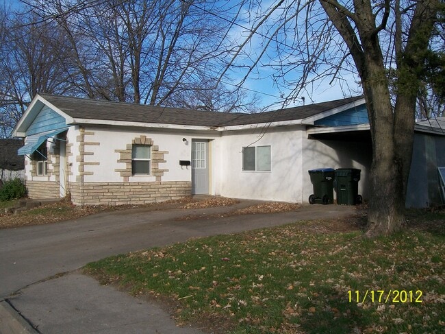 Building Photo - 805 S Osteopathy Ave
