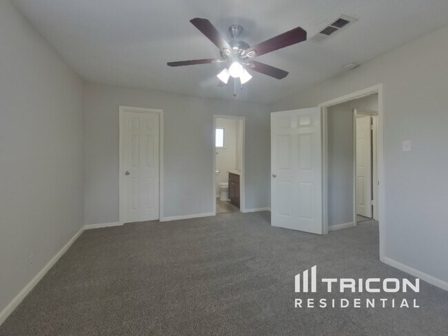 Building Photo - 4311 Chestergate Dr