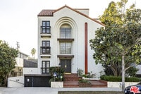 Building Photo - 818 6th St