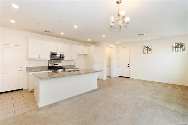 Building Photo - 27351 Bella Ln