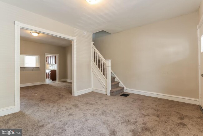 Building Photo - 1638 S Conestoga St