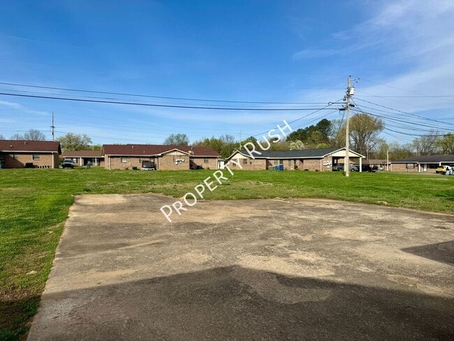 Building Photo - 5009 Marylin Ln