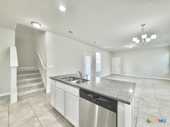 Building Photo - 308 Craters of the Moon Blvd