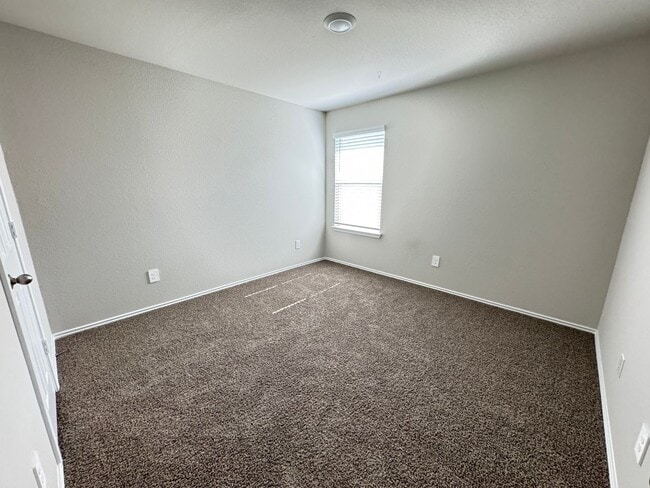 Building Photo - 2014 Gadwall Dr