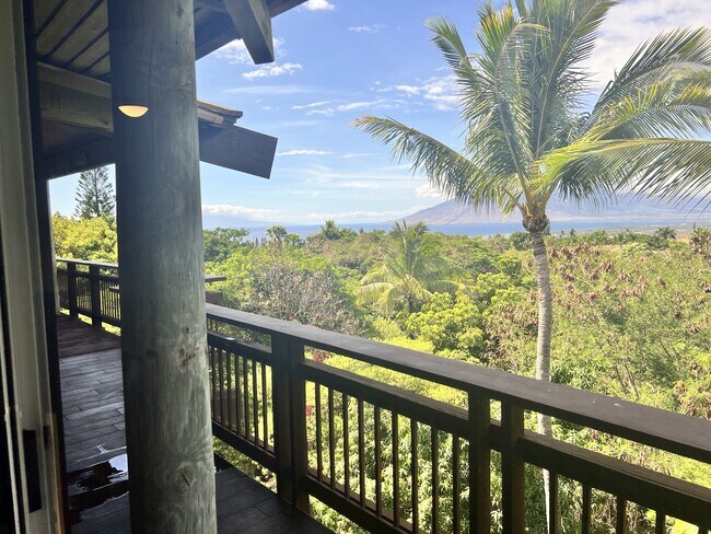 Building Photo - 904 Kupulau Dr